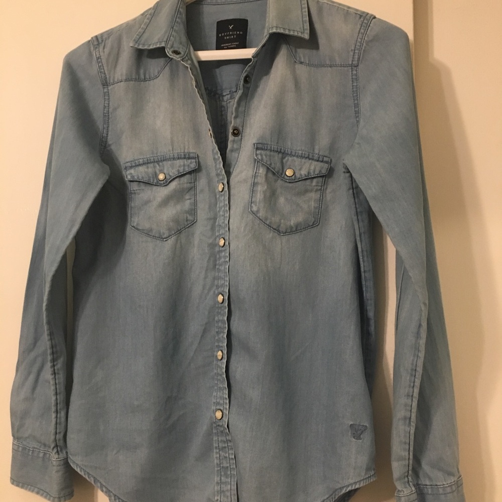 American Eagle Outfitters Boyfriend Shirt. XS